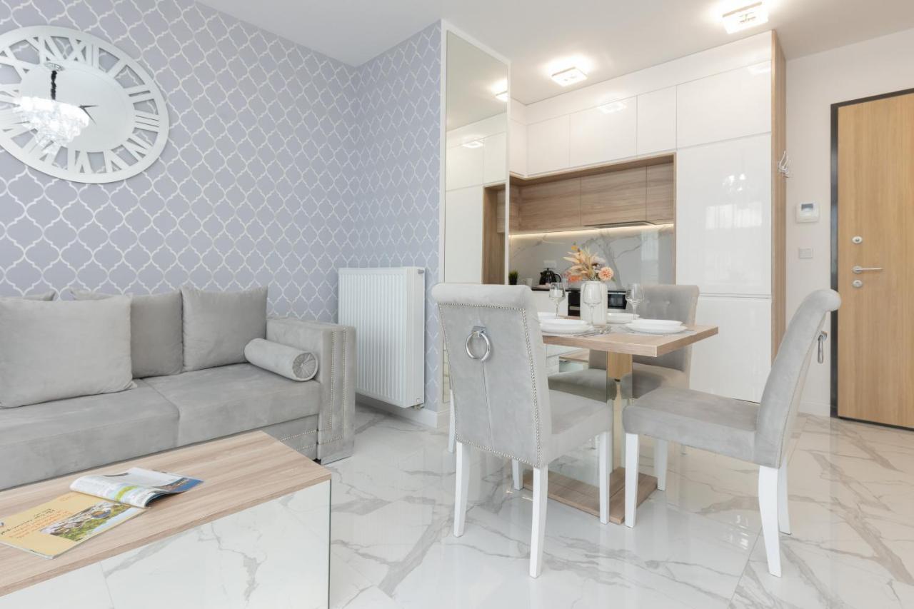 Cosy Apartment On Wola Goleszowska By Noclegi Renters Варшава Экстерьер фото